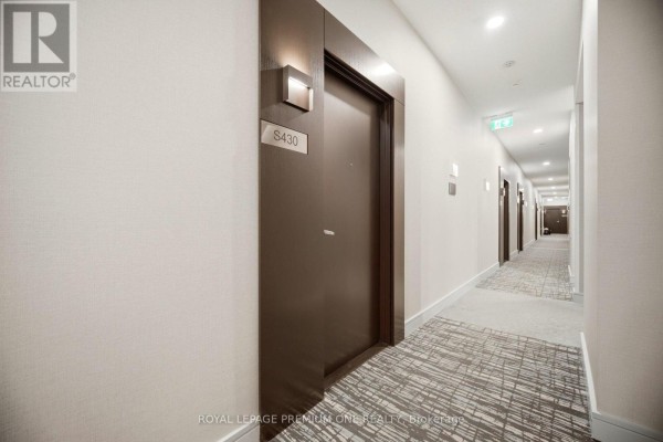 Den - S430 - 112 George Street, Toronto, ON M5A2M5 Photo 5