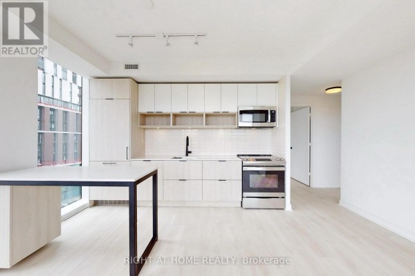 Bedroom 2 - S546 - 180 Mill Street, Toronto, ON M5A0V6 Photo 5