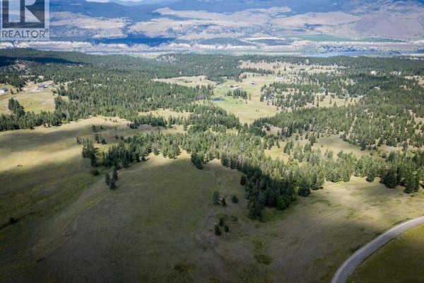 Se 1/4 Schamps Road, Pritchard, BC, photo 2