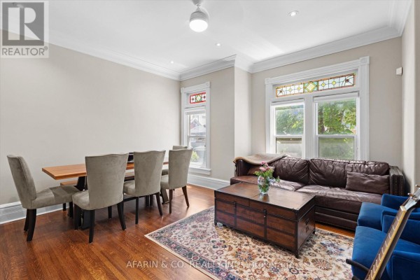Primary Bedroom - Second Floor & Loft - 48 Nassau Street, Toronto, ON M5T1M2 Photo 4