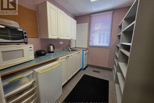 Single Offices - 315 Reid Street, Peterborough, ON K9J3R2 Photo 4