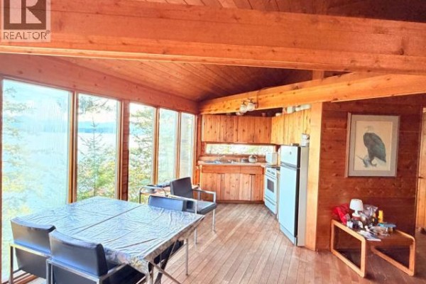 3pc Bathroom - Site 50 Hernando Island, Remote Areas, BC V0N2G0 Photo 5