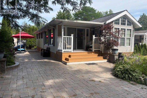 Site Maple Lane 4 - 15014 Ninth Line, Whitchurch Stouffville, ON, photo 2