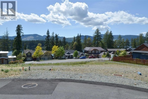 Sl 9 Lakefront Rise, Lake Cowichan, BC, photo 2