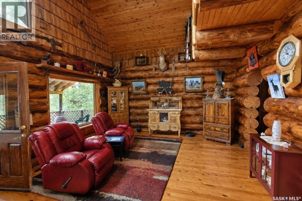 Foyer - South Sask River Front Acreage, Prince Albert Rm No  461, SK S6V5P9 Photo 4