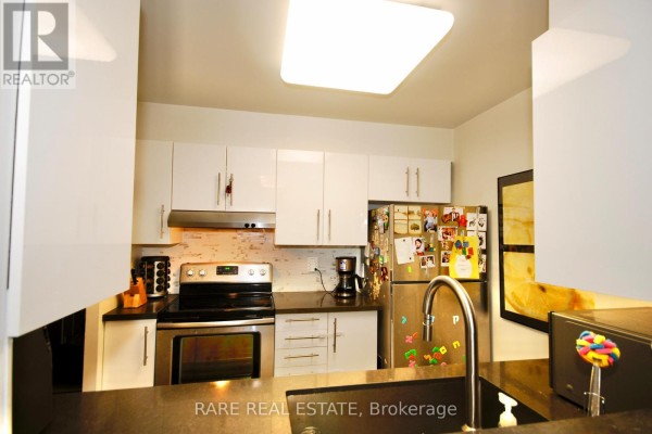 Bedroom 2 - Sp02 - 70 Mill Street, Toronto, ON M5A4R1 Photo 4