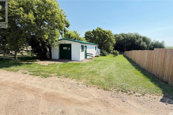 24 2nd Street, Tompkins, SK S0N2S0 Photo 4