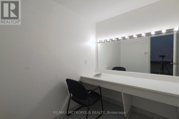 Studio 10 - 258 Wallace Avenue, Toronto, ON M6P3M9 Photo 3