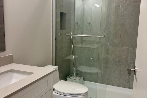 Studio 6252 Kitchener Street, Burnaby, BC V5B2J4 Photo 5