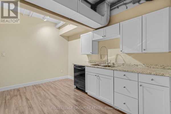 Suite 1 - 126 Trafalgar Road, Oakville, ON L6J3G5 Photo 4