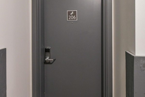Primary Bedroom - Suite 206 - 40 Horseshoe Boulevard, Oro Medonte, ON L4M4Y8 Photo 5