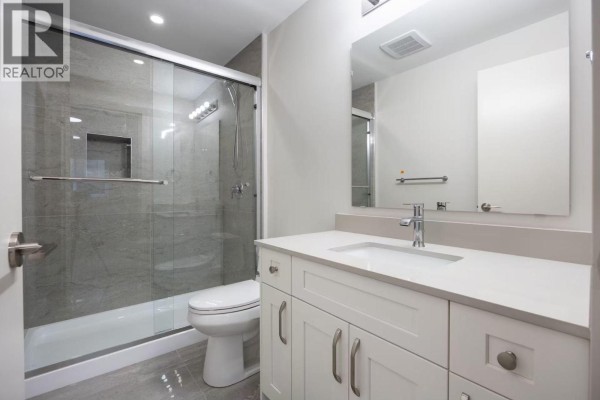 Suite 6252 Kitchener Street, Burnaby, BC V5B2J4 Photo 4