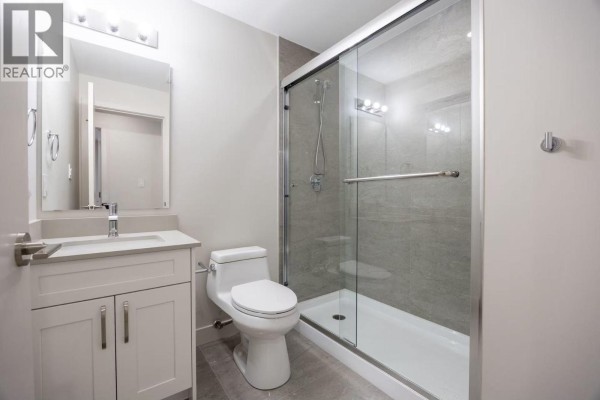 Suite 6252 Kitchener Street, Burnaby, BC V5B2J4 Photo 5