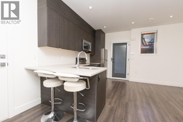 Suite 7230 Kitchener Street, Burnaby, BC, photo 3