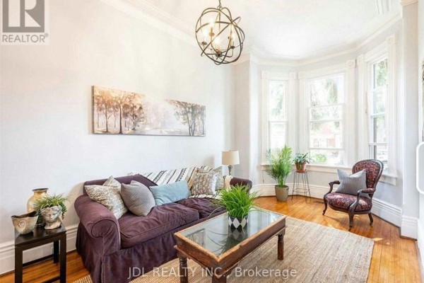 Suite A 2nd Floor - 137 Denison Ave Avenue, Toronto Photo 4