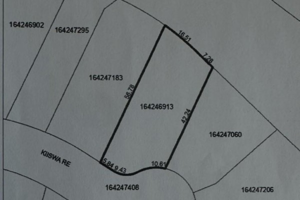 Property map with lot lines, dimensions, and parcel numbers. - Sundale Lot, Mckillop Rm No  220