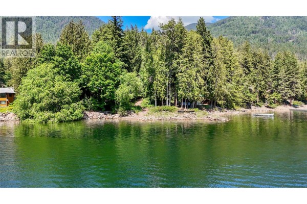 Sunnybrae Canoe Point Road Lot# 2, Tappen, BC V0E2X1 Photo 4
