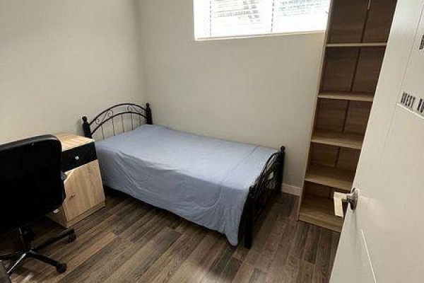 Bedroom 3 - T101 - 62 Balsam Street, Waterloo, ON N2L3H2 Photo 5