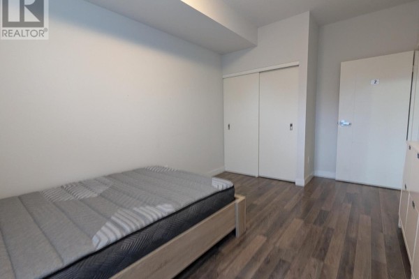 Den - T102 - 62 Balsam Street, Waterloo, ON N2L3H2 Photo 5