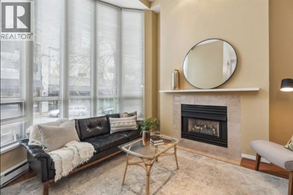 T19 1501 Howe Street, Vancouver, BC V6Z2P8 Photo 3