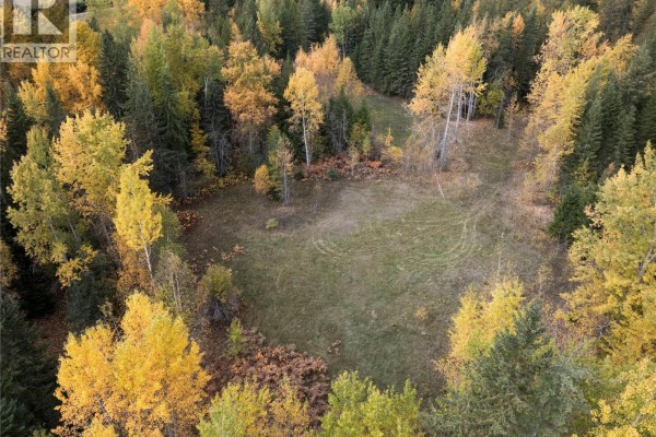 T32 Larch Hills Road, Grindrod, BC V1E2Y4 Photo 2