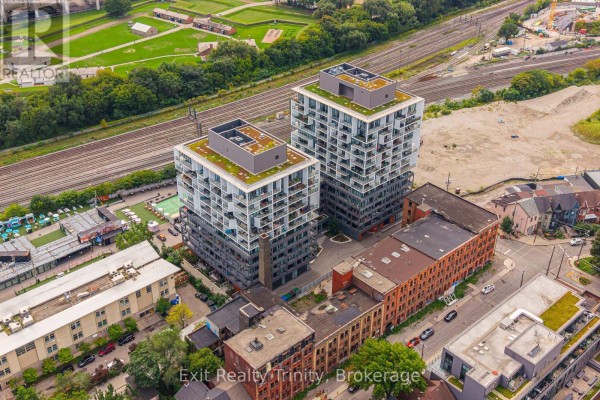 1009 - 9 Tecumseth Street, Toronto, ON, photo 2