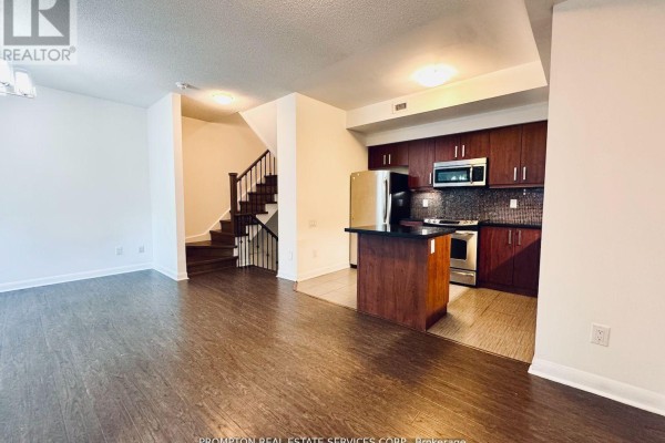 Dining room - Th 10 - 19 Anndale Drive, Toronto, ON M2N0H2 Photo 2