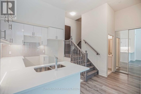 Dining room - Th 104 - 39 Annie Craig Drive, Toronto, ON M8V0C5 Photo 5