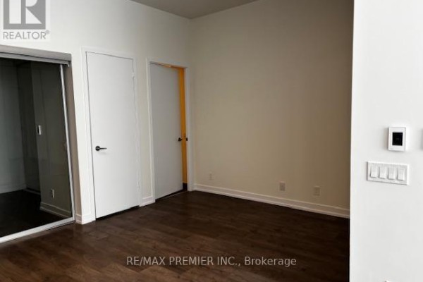 Primary Bedroom - Th 20 - 7 Buttermill Avenue, Vaughan, ON L4K0M5 Photo 4