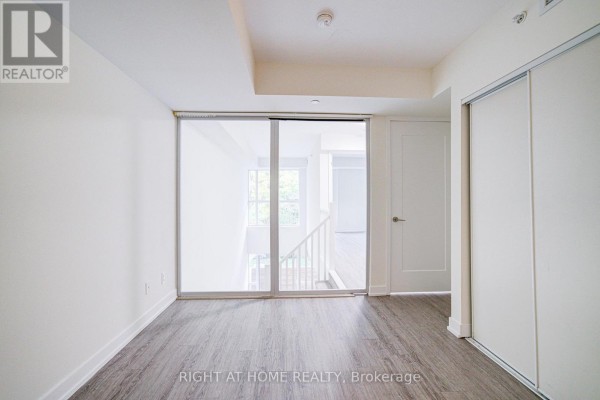 Kitchen - Th03 - 1350 Kingston Road, Toronto, ON M1N0B7 Photo 3