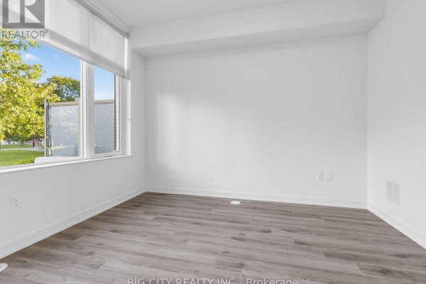 Bedroom 3 - Th04 - 123 Parkway Forest Drive, Toronto, ON M2J1L9 Photo 5