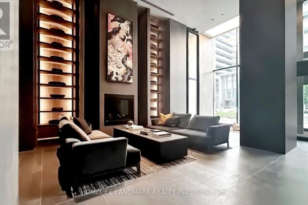 Th05 - 55 Charles Street E, Toronto, ON, photo 3