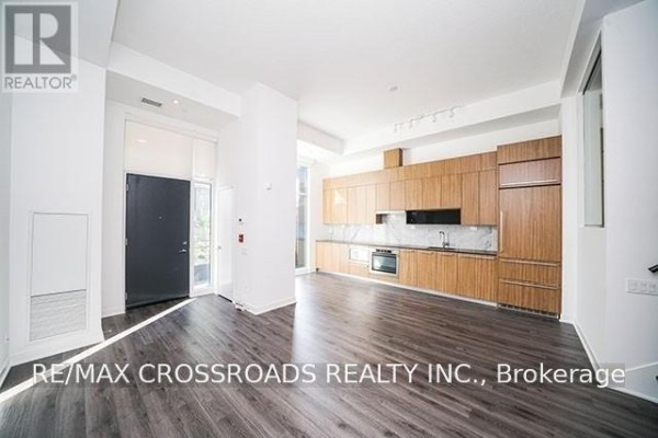 Th05 - 58 Queens Wharf Road, Toronto, ON, photo 3