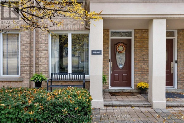 Kitchen - Th06 - 140 Bathurst Street, Toronto, ON M5V3N8 Photo 4