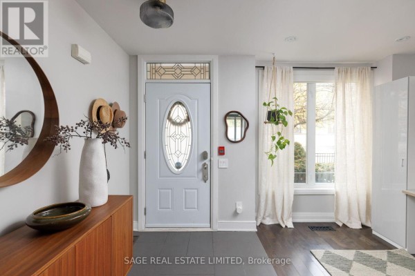 Primary Bedroom - Th06 - 140 Bathurst Street, Toronto, ON M5V3N8 Photo 5