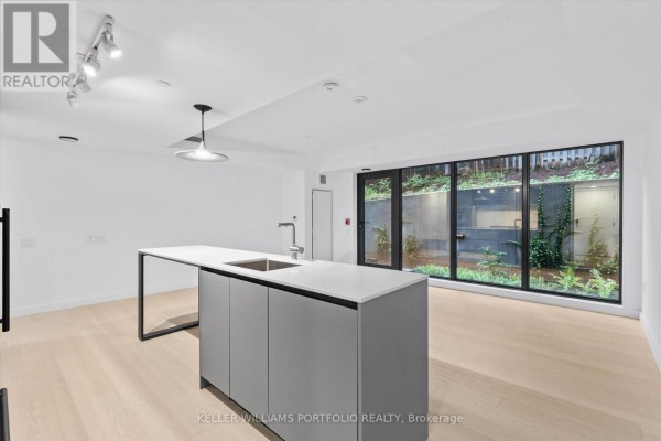 Th09 - 1720 Bayview Avenue, Toronto, ON, photo 2