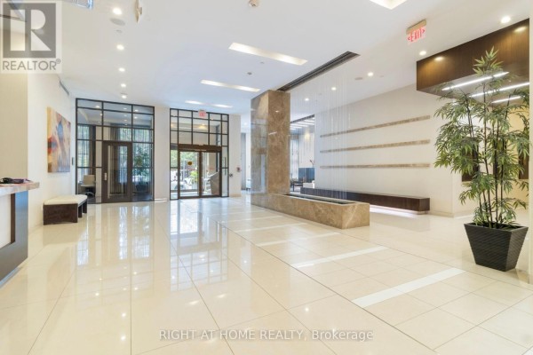 Kitchen - Th1 - 500 Doris Avenue, Toronto, ON M2N0C1 Photo 3