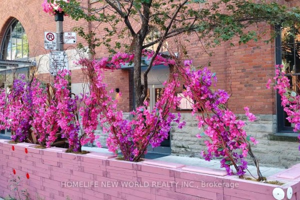 Th1 - 75 St Nicholas Street, Toronto, ON, photo 3