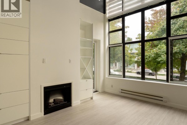 Th10 2355 Madison Avenue, Burnaby, BC V5C0B3 Photo 3