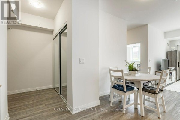 Bathroom - Th101 - 99 Eagle Rock Way, Vaughan, ON L6A5A7 Photo 4