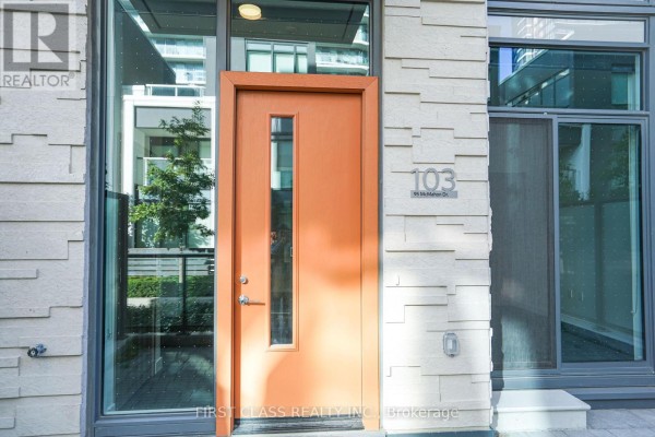 Th103 - 95 Mcmahon Drive, Toronto, ON, photo 2