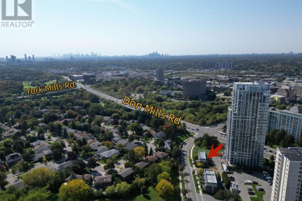 Th12 - 18 Graydon Hall Drive, Toronto, ON, photo 2