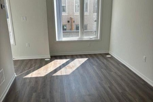 Th177 - 151 Honeycrisp Crescent, Vaughan, ON L4K0N6 Photo 5