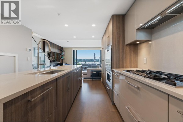 Th210 210 Salter Street, New Westminster, BC V3M0J9 Photo 5