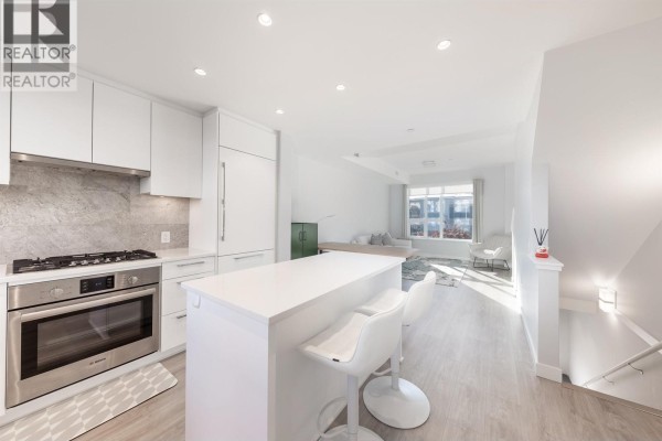 Th27 2728 Acadia Road Road, Vancouver, BC V6T0E6 Photo 3