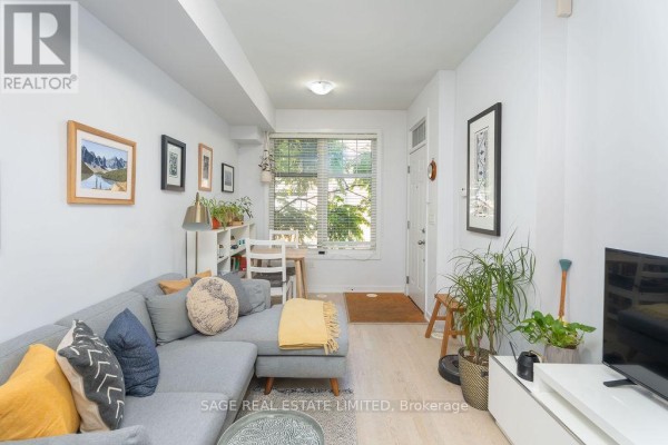 Bedroom - Th3 - 150 Broadview Avenue, Toronto, ON M4M0A9 Photo 4
