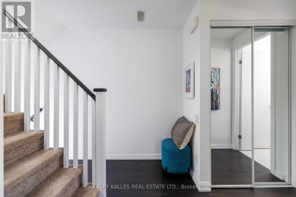 Bathroom - Th49 - 10 Brin Drive, Toronto, ON M8X0B3 Photo 4