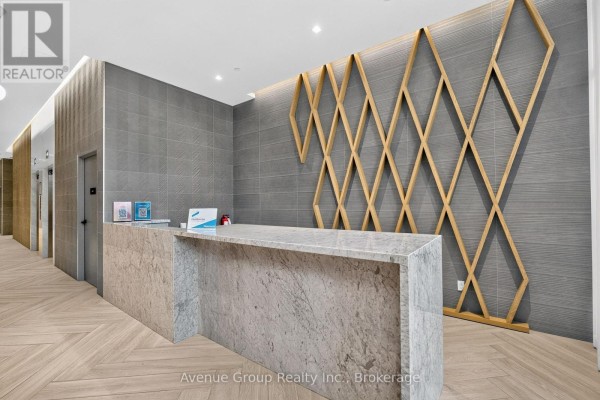 Th58 - 1285 Queen Street E, Toronto, ON, photo 3
