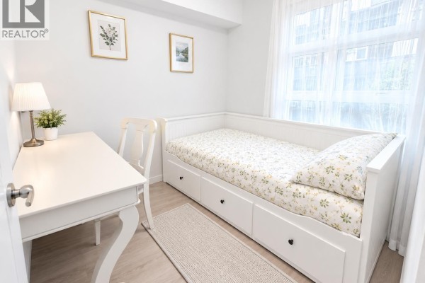 Townhouse 2728 Acadia Road, Vancouver, BC V6T0E6 Photo 2