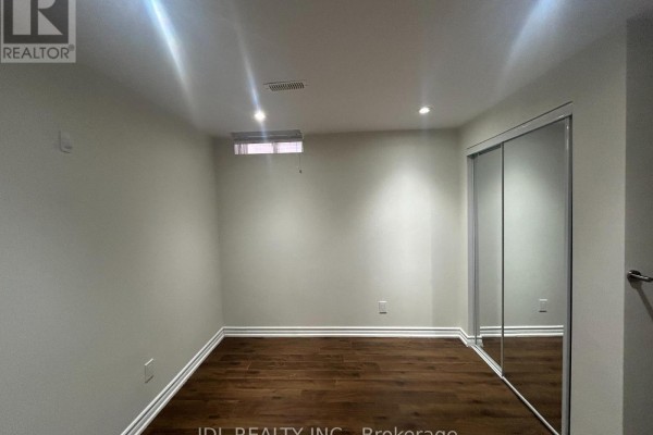 Two-bedroom Unit Bsmt - 36 Bendamere Cres Crescent, Markham, ON L3P6Y1 Photo 5